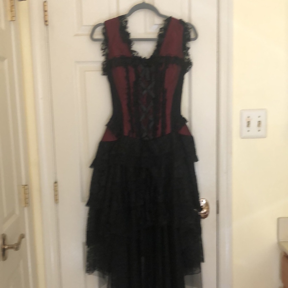 Elegant Black and Red Lace Dress